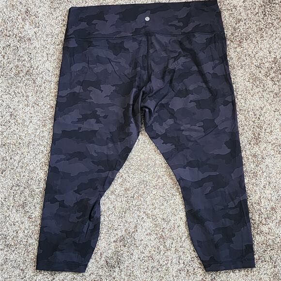Lululemon Wunder Under Crop 23" HR Heritage 365 Camo Deep Coal Multi Sz 20 EUC - Picture 2 of 6